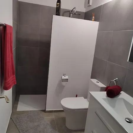 Mit Schoener Aussicht Und Balkon Apartment *